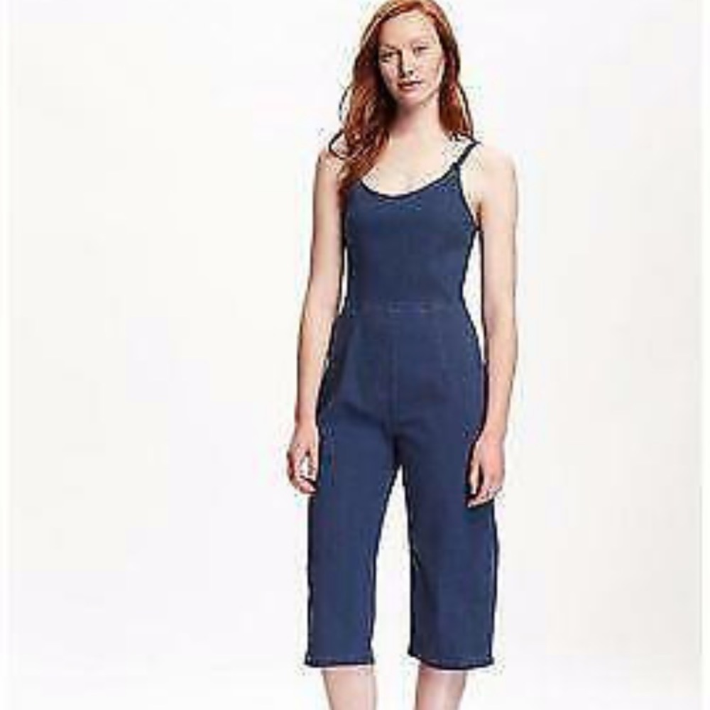 Old Navy Denim Cami Romper. Size 4.
